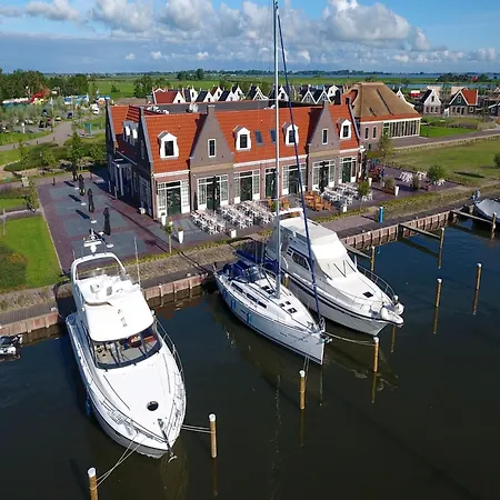 Spacious Near Amsterdam Apartment