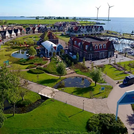 Spacious Near Amsterdam * Uitdam